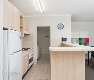 44/11 Regal Place, East Perth - Photo 1