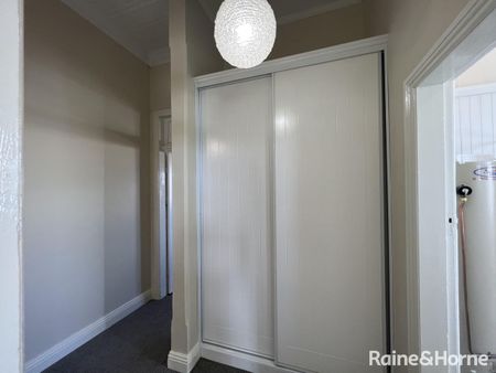 1/201 Peisley Street, Orange, NSW 2800 - Photo 3