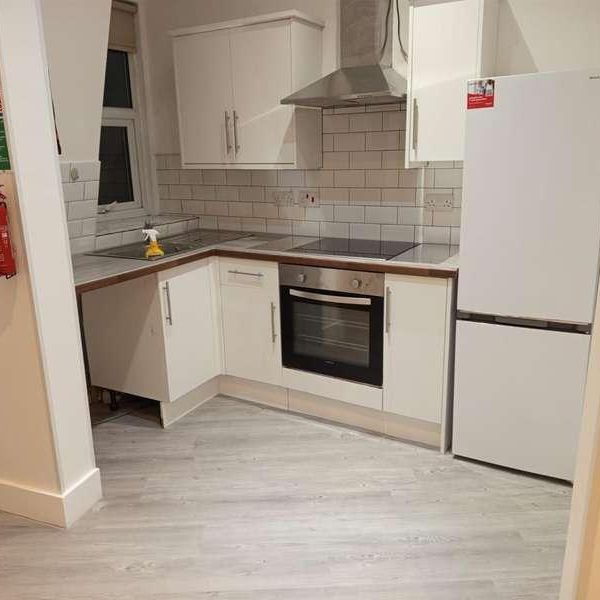 Cranbrook Road, Gants Hill, IG2 - Photo 1