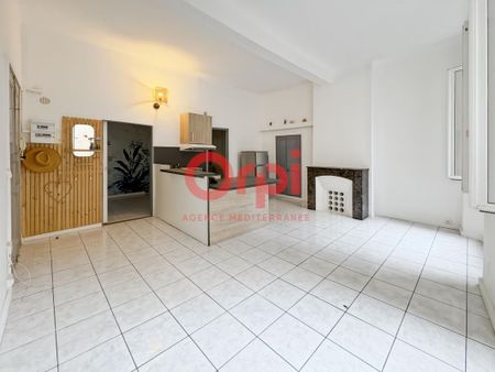 Location Appartement 2 pièces 35m² FREJUS 83600 - Photo 3