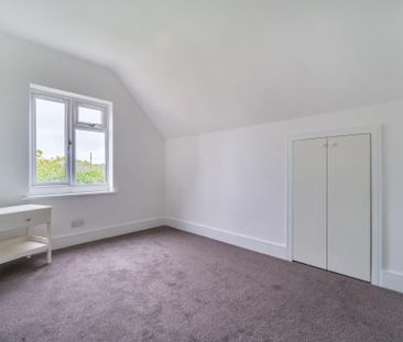 3 bedroom detached bungalow to rent - Photo 4