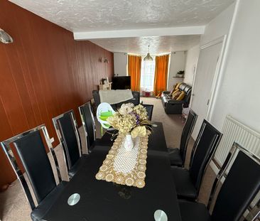 4 Bed Terraced House, Oldfield Road, CV5 - Photo 3