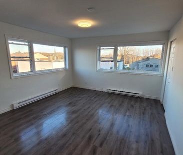 À louer – Grand 5 ½ lumineux à Saint-Hyacinthe | 1 700 $/mois - Photo 4