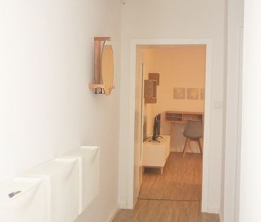 Nähe Barbarossaplatz - Modern möblierte Stadtwohnung - Photo 1