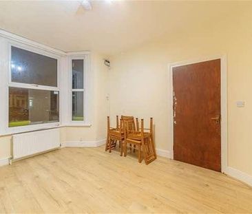 Meanley Road, London, E12 - Photo 1