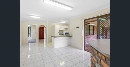 Charming Family Home in the Heart of Bald Hills - Photo 3