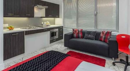 Studio Diamond - Photo 2