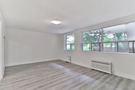 Bachelor (31) - Photo 5