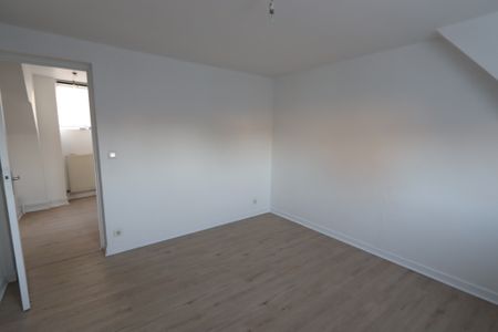 Location Appartement 2 pièces 41m² LA CHARITE SUR LOIRE 58400 - Photo 4