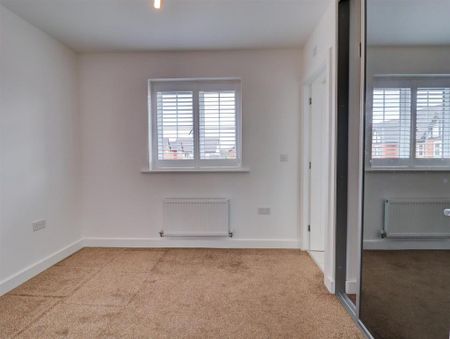 3 bedroom semi-detached house to rent - Photo 3