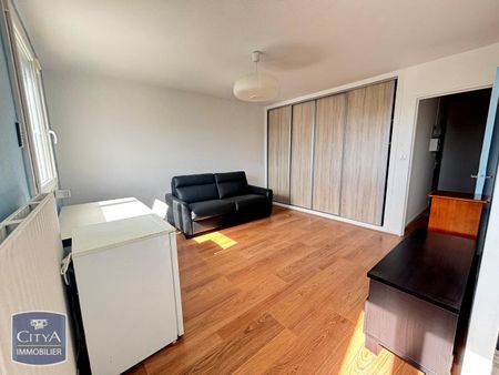Location Appartement 2 pièces 31m² ST ETIENNE 42100 - Photo 3