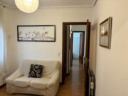 Calle de Fernando el Católico, Madrid, Community of Madrid 28015 - Photo 2