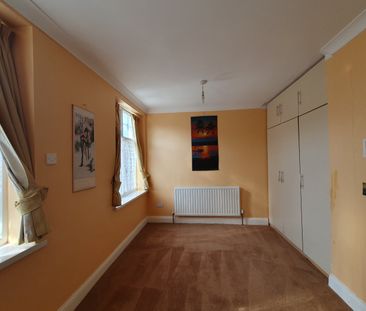 Firtree Walk, Enfield, EN1 - Photo 3