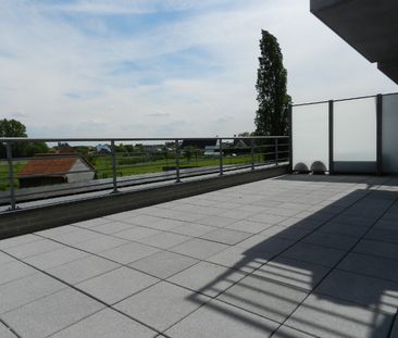 APPARTEMENT met terras 30m² - Photo 2