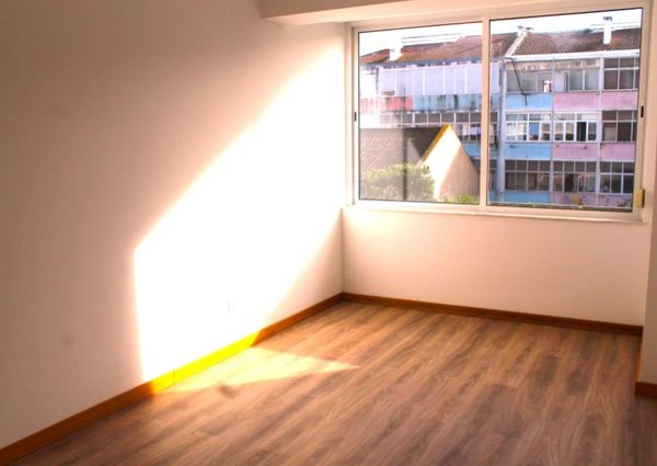 Apartamento T3 em Setúbal