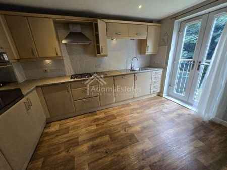 Wellfield Mews, Dewsbury, WF13 - Photo 2