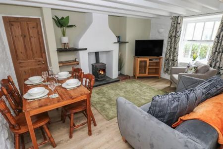 3 bedroom barn conversion to rent - Photo 3