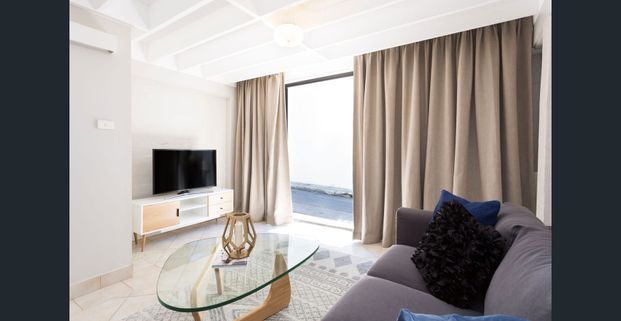 Furnished 2 Bedroom next to USYD - Photo 1