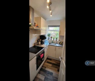 1 bedroom maisonette to rent - Photo 4