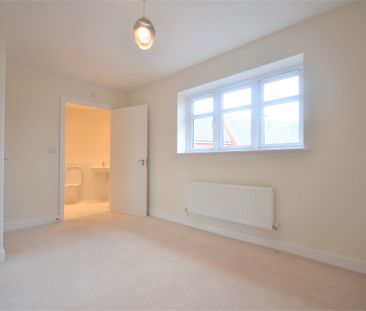 2 bedroom maisonette to rent - Photo 3