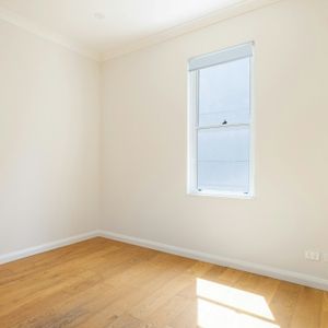 7 / 130 Campbell Parade - Photo 2