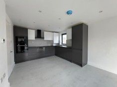 2 bed Apartment for Rent - Photo 5