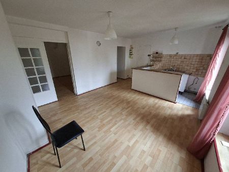 Location Appartement 2 pièces 47m² MEAUX 77100 - Photo 2