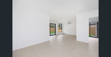 Stunning Four Bedroom Home - Photo 3