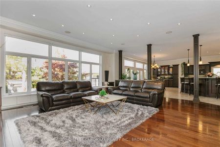For Lease - 2339 Millstone Drive, Oakville, Ontario - Photo 4