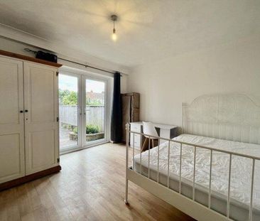 4 bedroom house share to rent - Photo 1