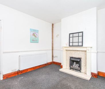 2 Bed Terraced House, Lichfield Road, NG2 - Photo 3
