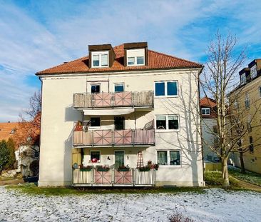 HELLE 3-RAUM WOHNUNG MIT SÜD-BALKON IN RUHIGER WOHNPARKANLAGE - Foto 1