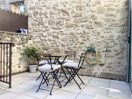 Saint-Rémy : Appartement avec terrasse, - Photo 3