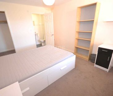 Price £5,800 pcm - Available 01/07/2026 - Furnished - Photo 6