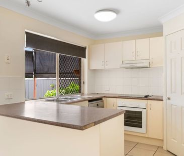 Entertainers Delight in Raceview - Photo 4