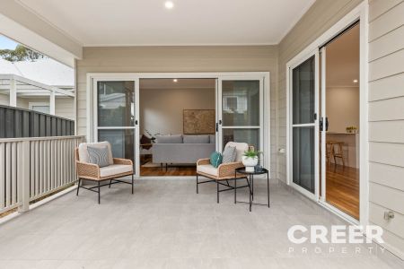 2/73a Springfield Avenue, Kotara - Photo 2
