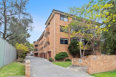 Home For Rent - Photo 4