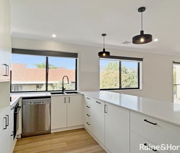 Newly Renovated 2 Bedroom Apartment In The Heart Of Gungahlin - Photo 6