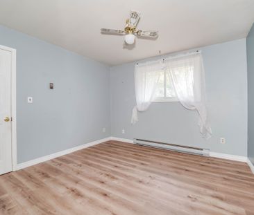 For Lease - 20 Little Avenue, Clarington, Ontario - Photo 3