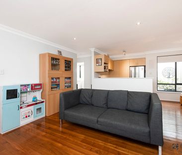 THE COMPLETE PACKAGE – SPACE, COMFORT, CONVENIENCE & LIFESTYLE - Photo 1