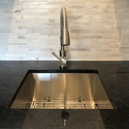 3 1/2 semi-meublé, près centre d'achat et autoroute 20 - Photo 4