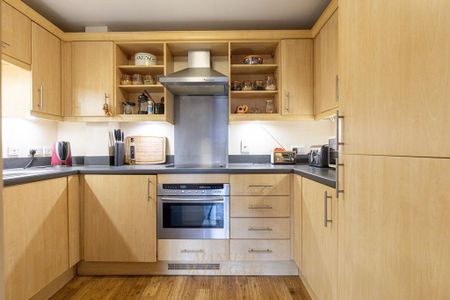 1 bedroom flat to rent - Photo 4