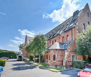 3 bedroom flat to rent - Photo 3