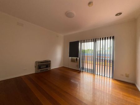 Three Bedroom Home in Great Location! - Photo 5