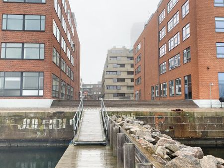 Modern and bright apartment at Amerika Plads with sea views and 2 balconies - Photo 4