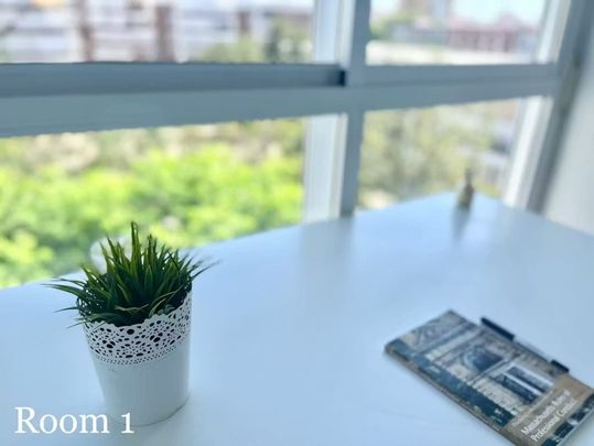 Barriada Villegas, Sevilla, Andalusia 41008 - Photo 1