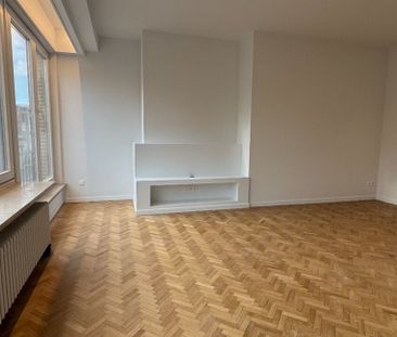 Appartement te huur in Sint-Amandsberg voor € 1.200 met 2 slaapkamers - Photo 4