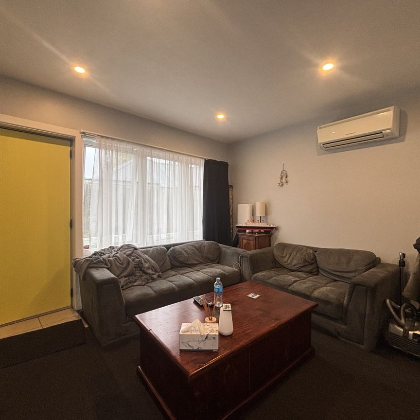 2 Bedroom Unit - Photo 1