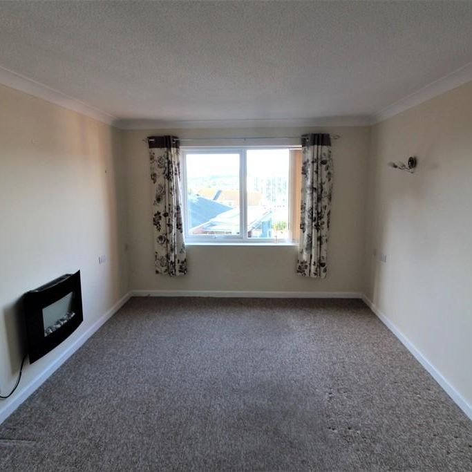 1 bedroom retirement property to rent - Photo 1