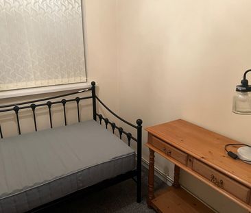 Room in a Shared House, Vaughton Street, B12 - Photo 4
